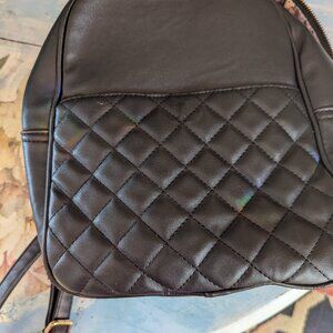 La Terra Vegan medium backpack with all gold toned hardware in working order